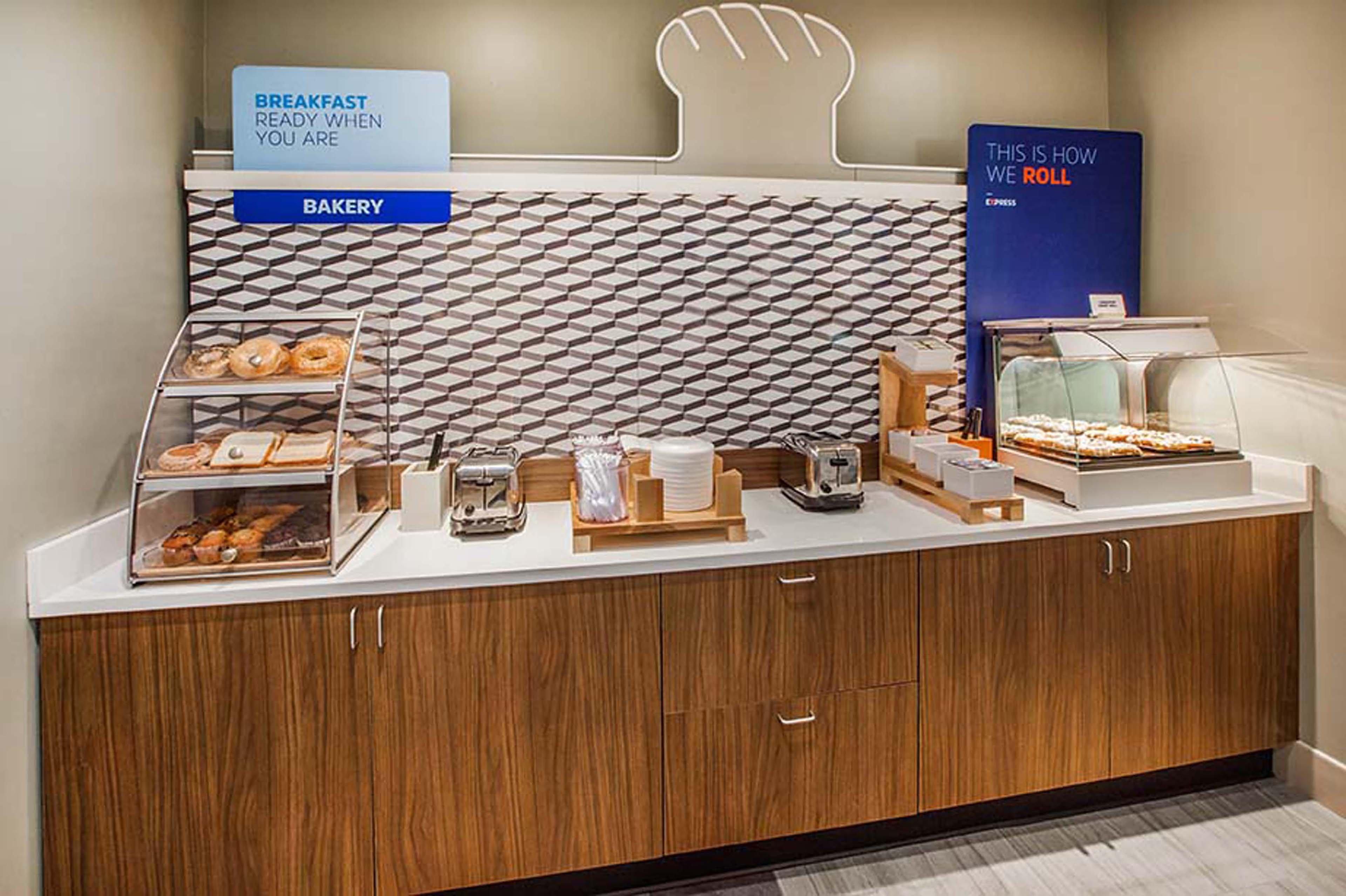 Holiday Inn Express Durham-Unh By Ihg Exterior photo