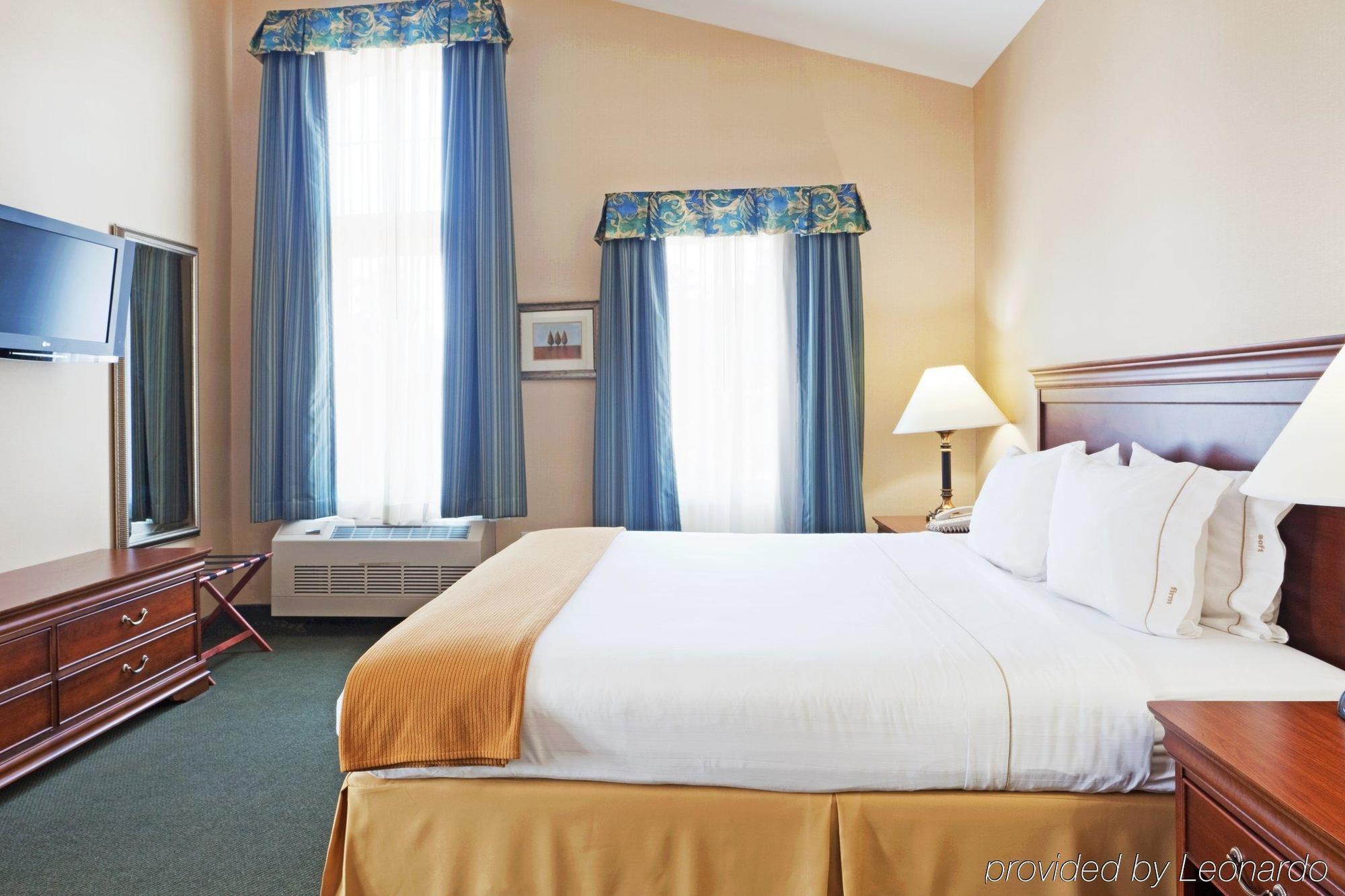 Holiday Inn Express Durham-Unh By Ihg Exterior photo