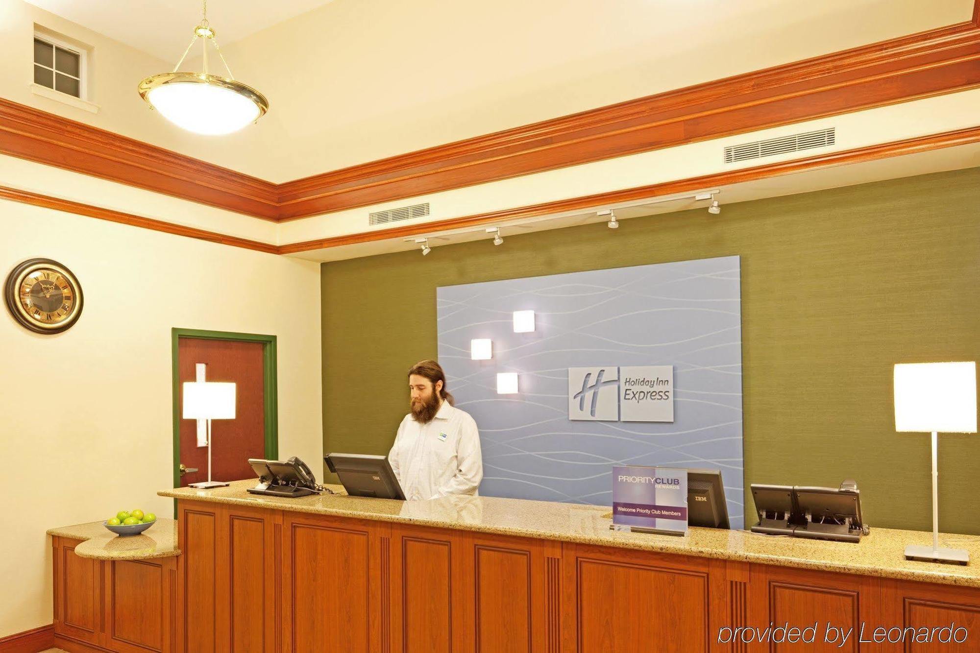 Holiday Inn Express Durham-Unh By Ihg Exterior photo